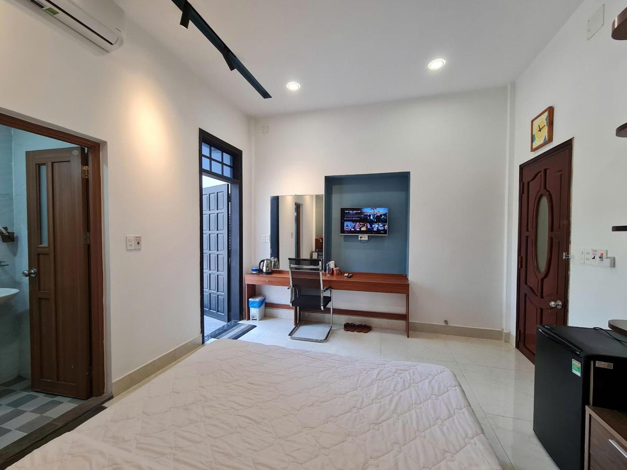 Sun Hotel Hue Exterior photo