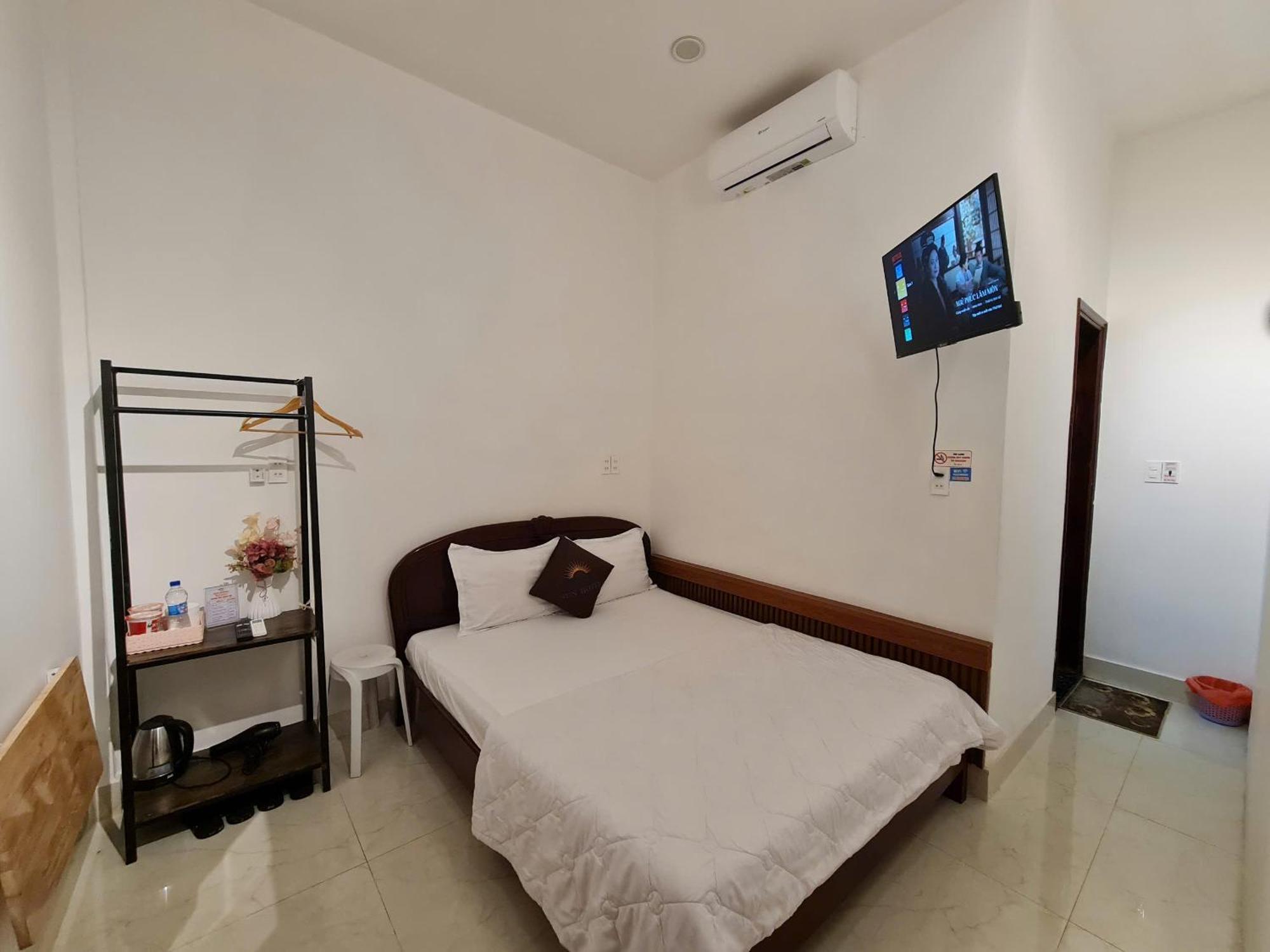 Sun Hotel Hue Exterior photo
